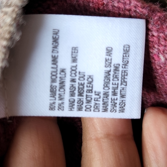 BLACK AND BROWN SWEATER - Picture 9 of 10